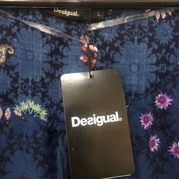 Dress - Picture 4 of 5